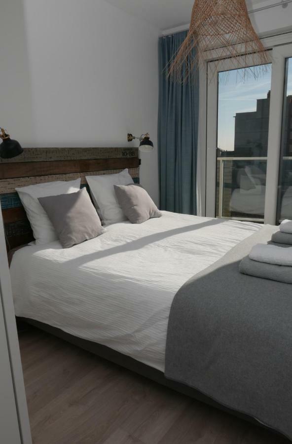 Appartement Aan Zee Oostende Exteriör bild